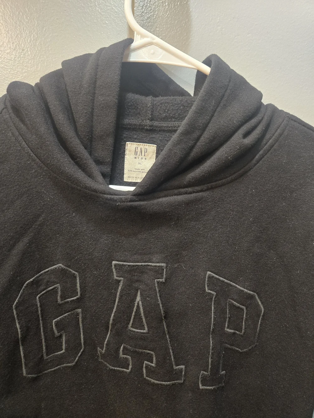 GAP Black Hooded Kids Sweatshirt with Outline Logo Size XL